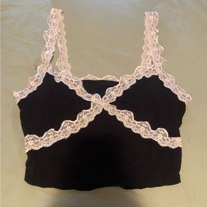 Y2K lace cropped tank top